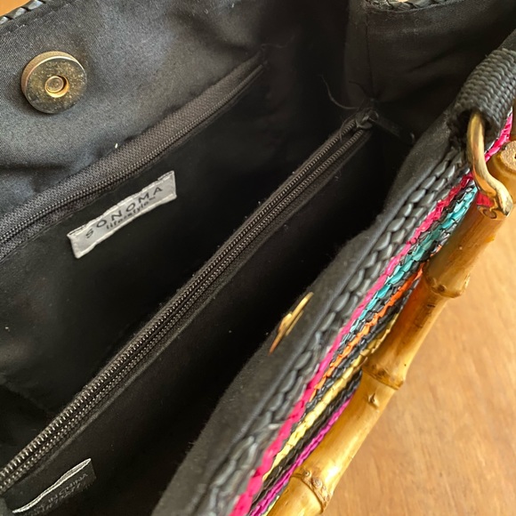 Handle Bag - Picture 2 of 4